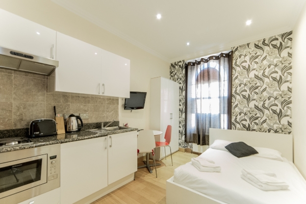 Hotel Hyde Park Superior Apartments Western Aparts Ltd